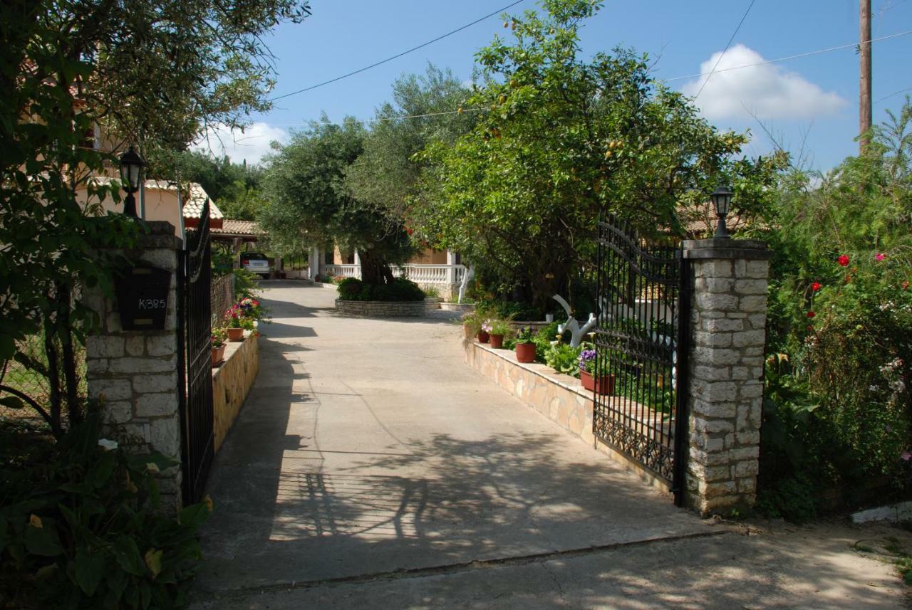 Alexandra' S Village House Kato Korakiana Extérieur photo